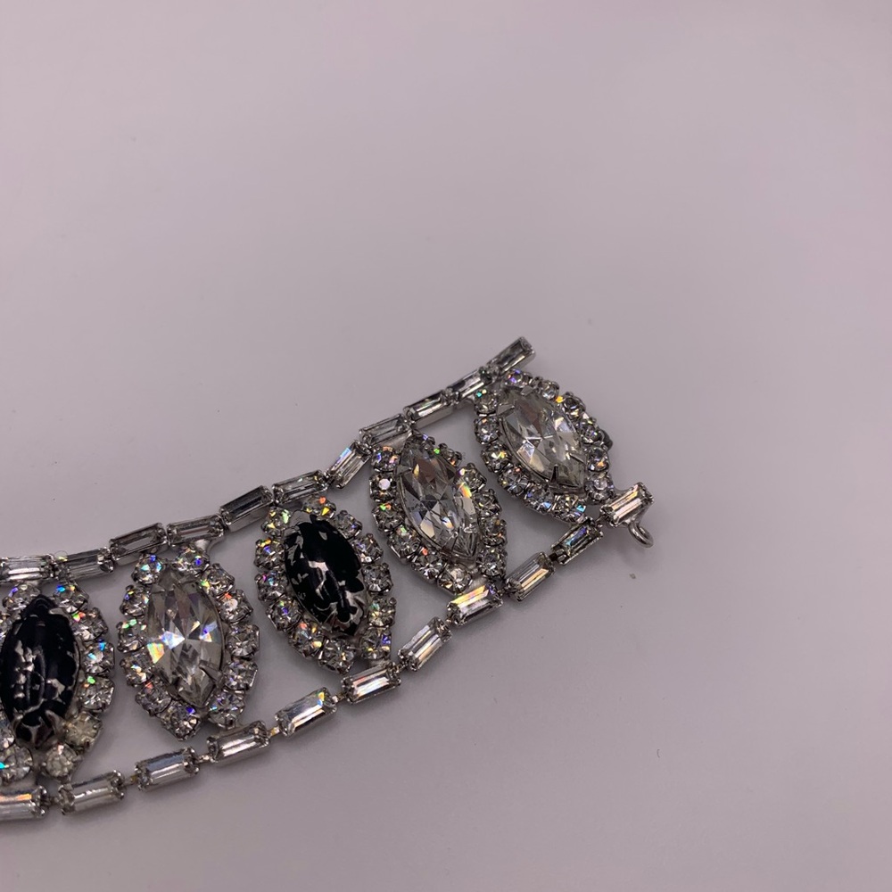 #126 Rare find. Stunning vintage 1920’s Hobe silver tone rhinestone  bracelet - Picture 5 of 10